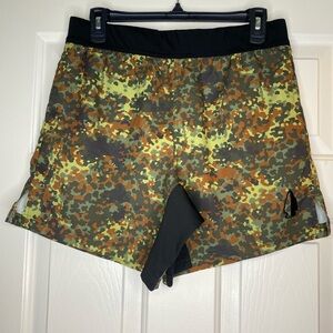 Tachuntfish men’s shorts, size: medium. Never worn.